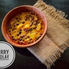 A picture of Curry cholay.