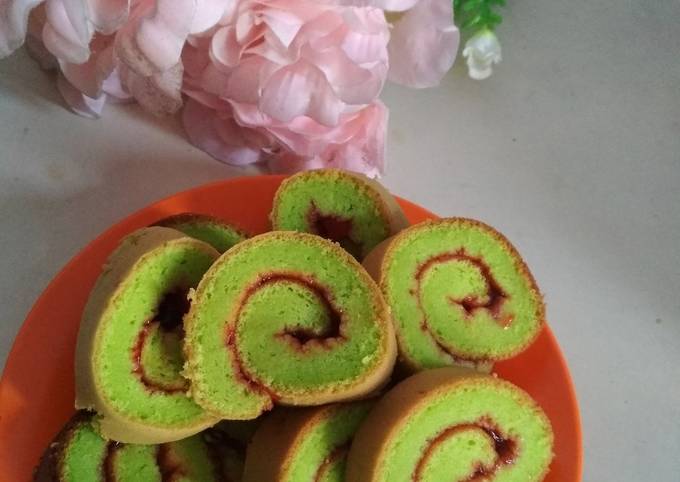 Bolu gulung Pandan happy call