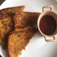 A picture of Besan wale toast.