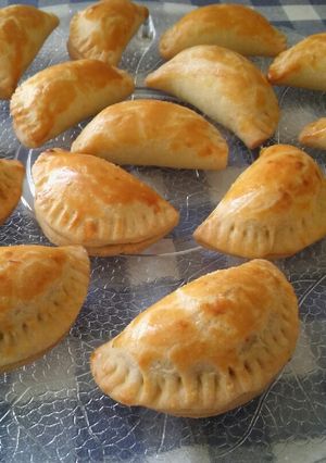 Sós holdak sonkás töltelékkel recept fotója