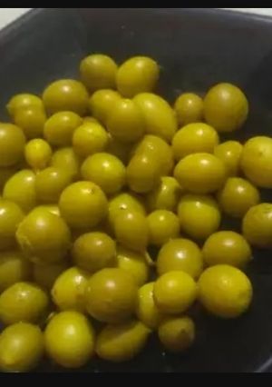 A picture of Karonda pickle (gujrati pickle).
