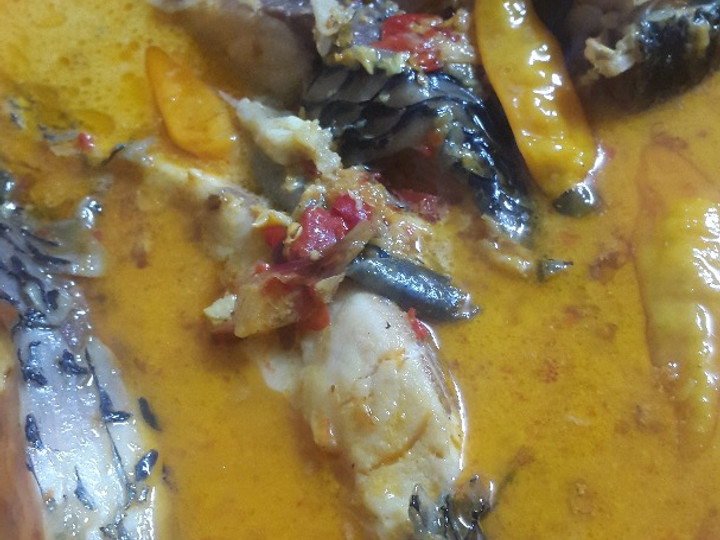 Bagaimana Membuat Gulai ikan nila ala bumbu dapur seadanya😊 yang Bisa Manjain Lidah