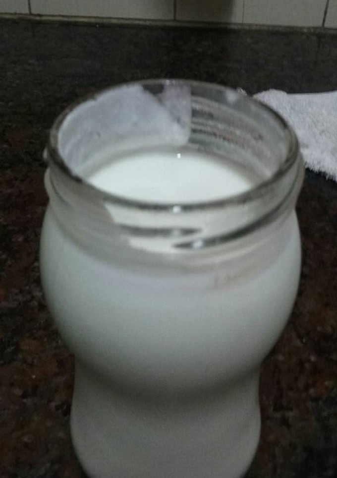 Una foto de Yogurt casero muy fácil !