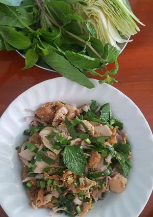 รูปของ ลาบไก่ทอด