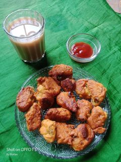 পেয়াজের পকোড়া (peyajer pakora recipe in Bengali) রেসিপির প্রধান ছবি