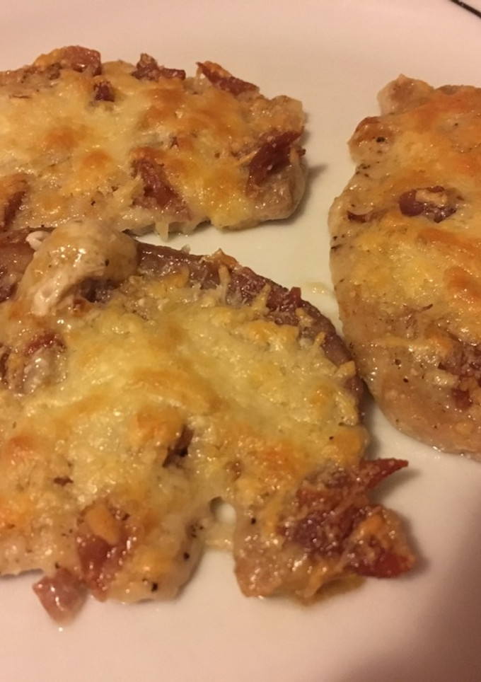 Una foto de Lomo con queso gratinado