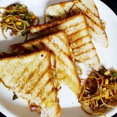Cheezy Veg Noodles Sandwich A picture of Cheezy Veg Noodles Sandwich.