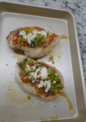 Una foto de Pollo relleno de vegetales