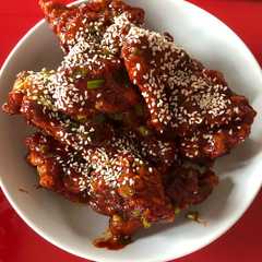 รูปของ Yangnyeom Chicken
