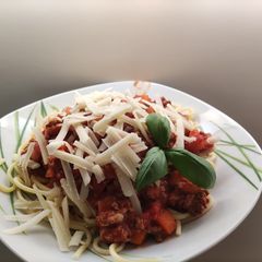 A picture of Spaghetti Bolognese.