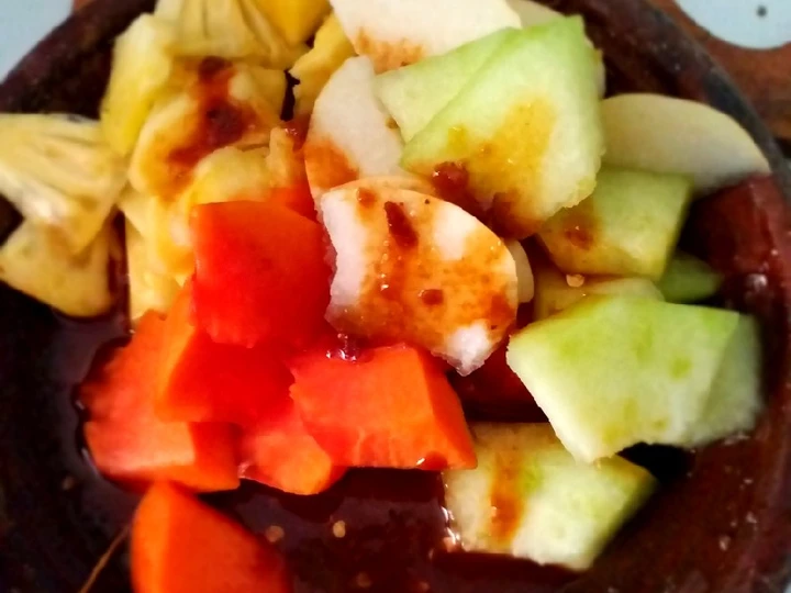 Cara Mudah Menyiapkan Resep Rujak Petis Tuban yang Uenak Anti Ribet, Mantap