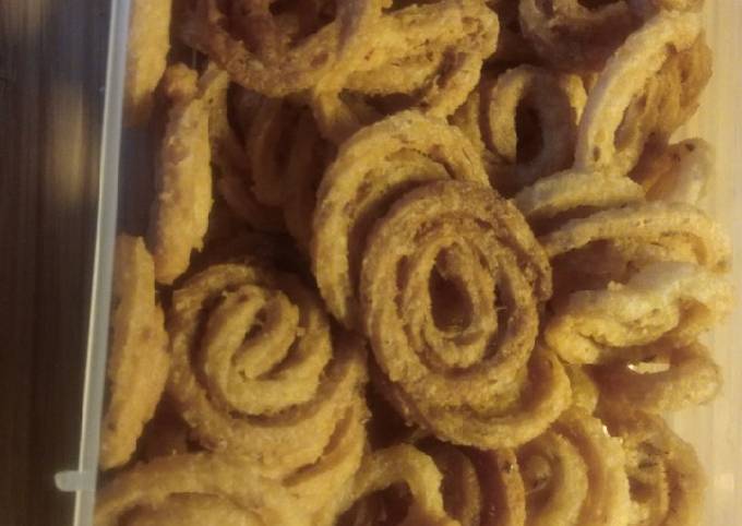 Rice flour murukku