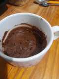 Brownie en taza de chocolate