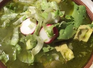 Una foto de Pozole verde