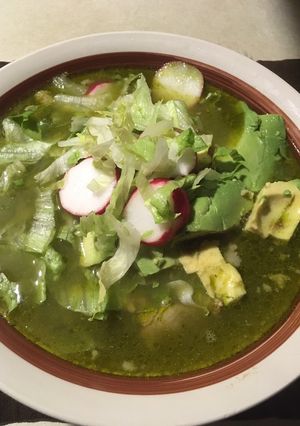 Una foto de Pozole verde