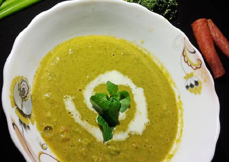 How to Make Super Quick Homemade Broccoli soup