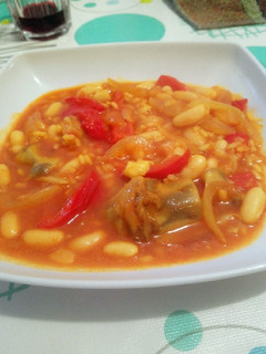 Una foto de Arroz meloso con alubias blancas
