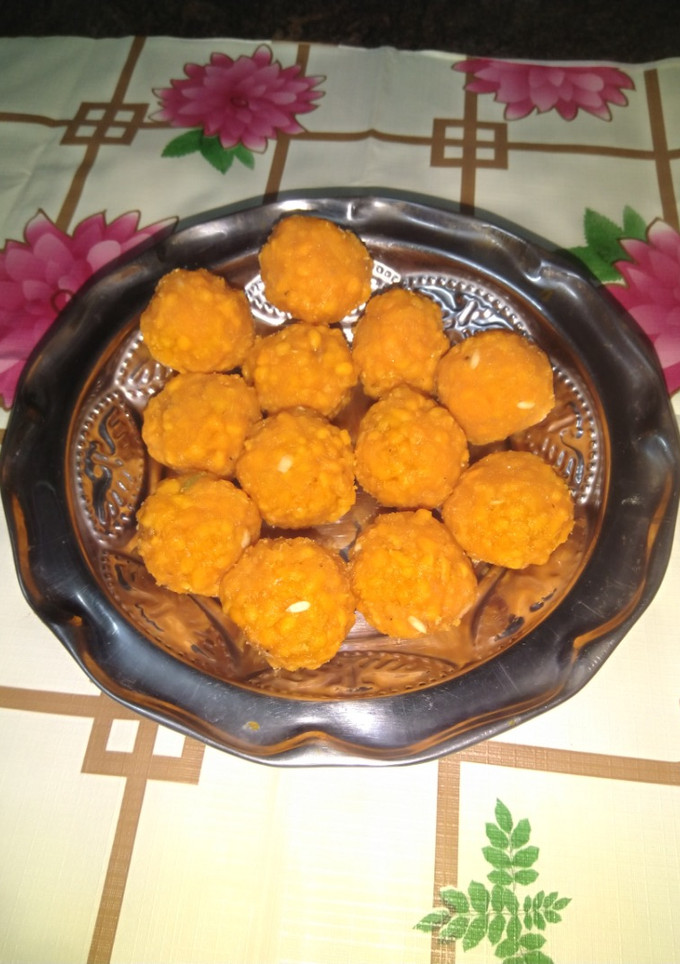 கேரட் லட்டு செய்முறை முக்கிய புகைப்படம்