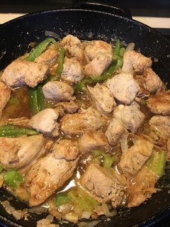 Una foto de Pechugas Salteadas en su Jugo