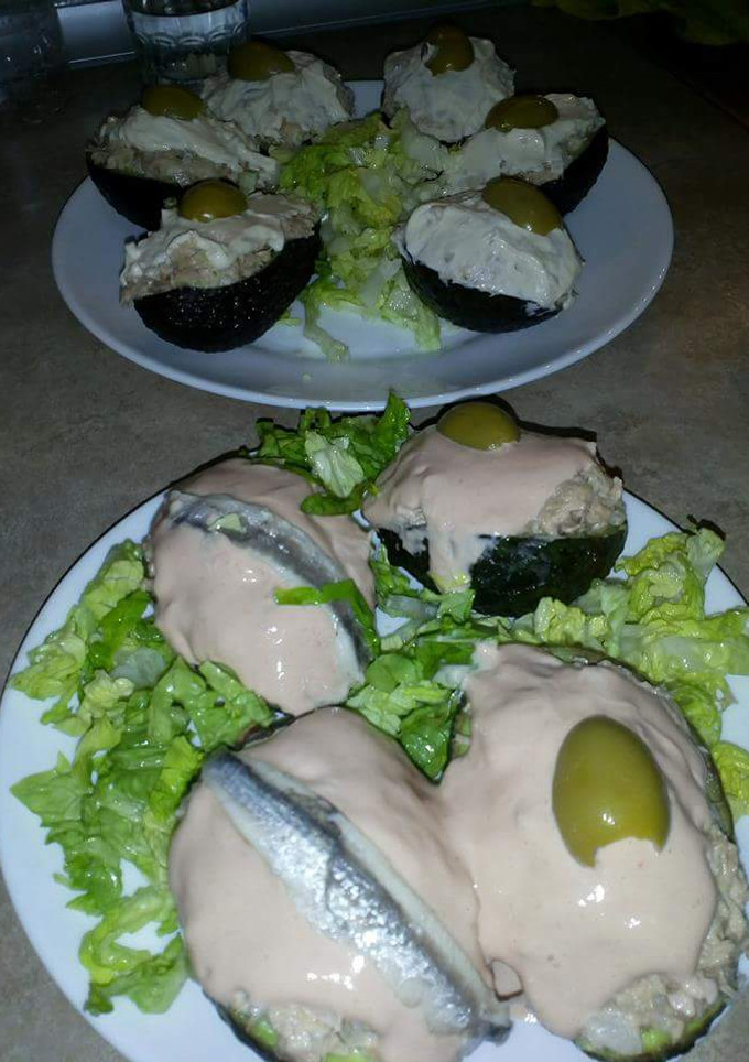 Una foto de Aguacates rellenos a la Canaria