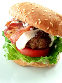Una foto de Hamburguesa de ternera rellena de queso azul