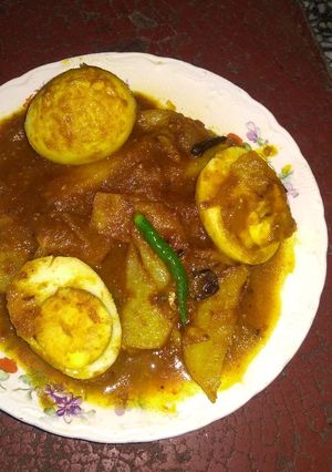 A picture of Egg curry.
