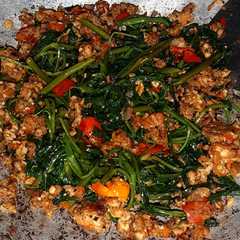 รูปของ 45. Tumis Kangkung Sambal Tempe
