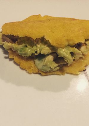 Una foto de Arepa Reina pepiada