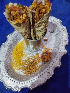 मसाला पापड़ कोन (masala papad cone recipe in hindi) रेसिपी मुख्य फोटो