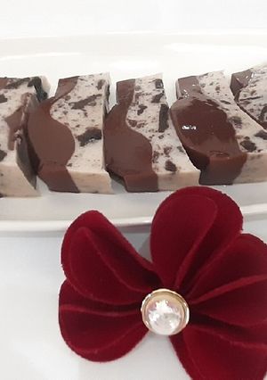 Foto resep Puding Oreo berlapis cokelat