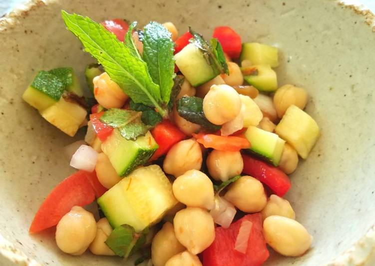 Recipe of Any-night-of-the-week Spicy Garbanzo Mint Salad