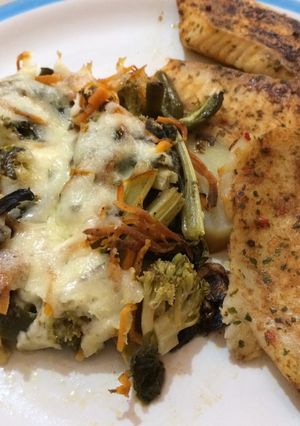 Una foto de Vegetales al horno, gratinados con queso poroso