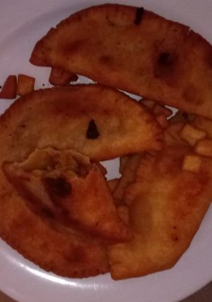 A picture of Potatoes fried pie.