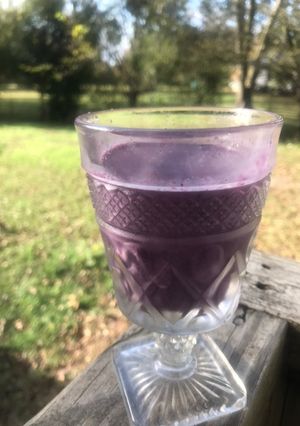 Una foto de Smoothie de fresas y blueberries