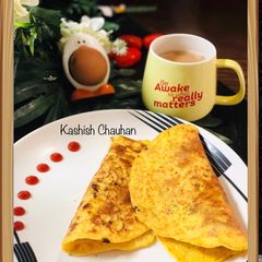 A picture of Egg Dosa.