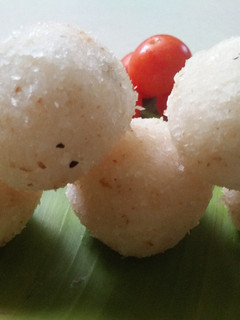 தேங்காய் லட்டு செய்முறை முக்கிய புகைப்படம்