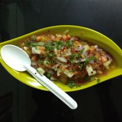 A picture of Bihari Litti Chat.
