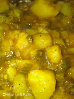 A picture of Irish pottage with spring onions,.