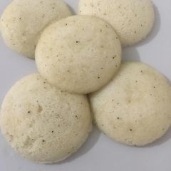 A picture of Tamil Idli.