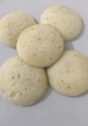A picture of Tamil Idli.