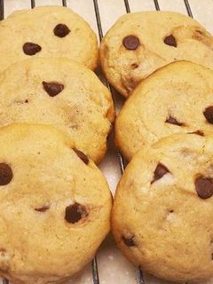 A picture of Chocolate Chip Cookies 🍪.