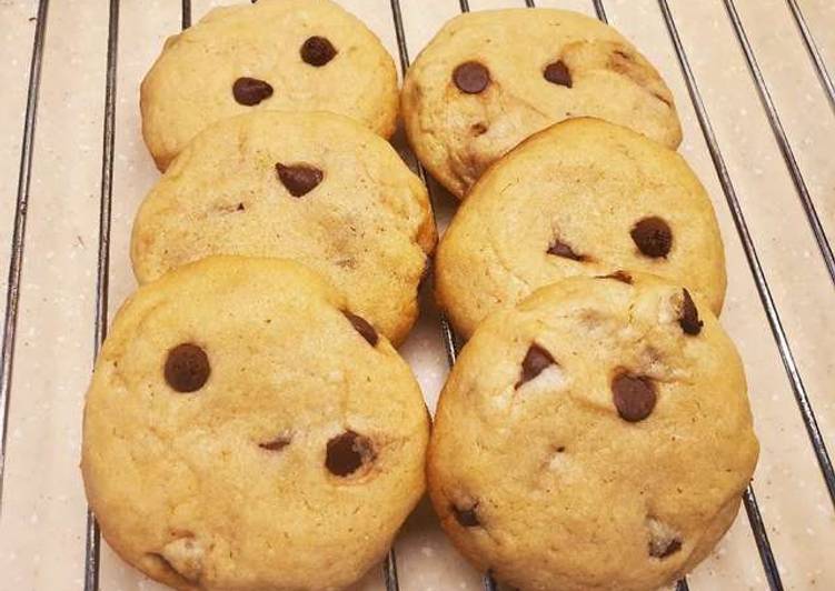 How to Prepare Any-night-of-the-week Chocolate Chip Cookies