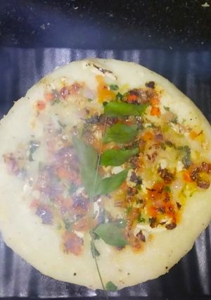 मिक्स वेज उत्तपम (Mix veg uttapam recipe in Hindi) रेसिपी मुख्य फोटो
