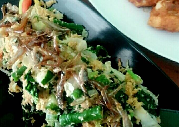 Anti Ribet, Membuat Urap-urap Sayur Jawa Timuran. Pedas, Manis, enak tenan loh 😋! Istimewa