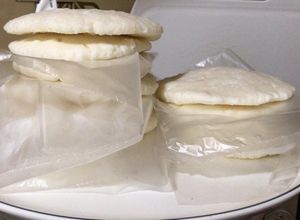 Una foto de Arepas de maíz pelado