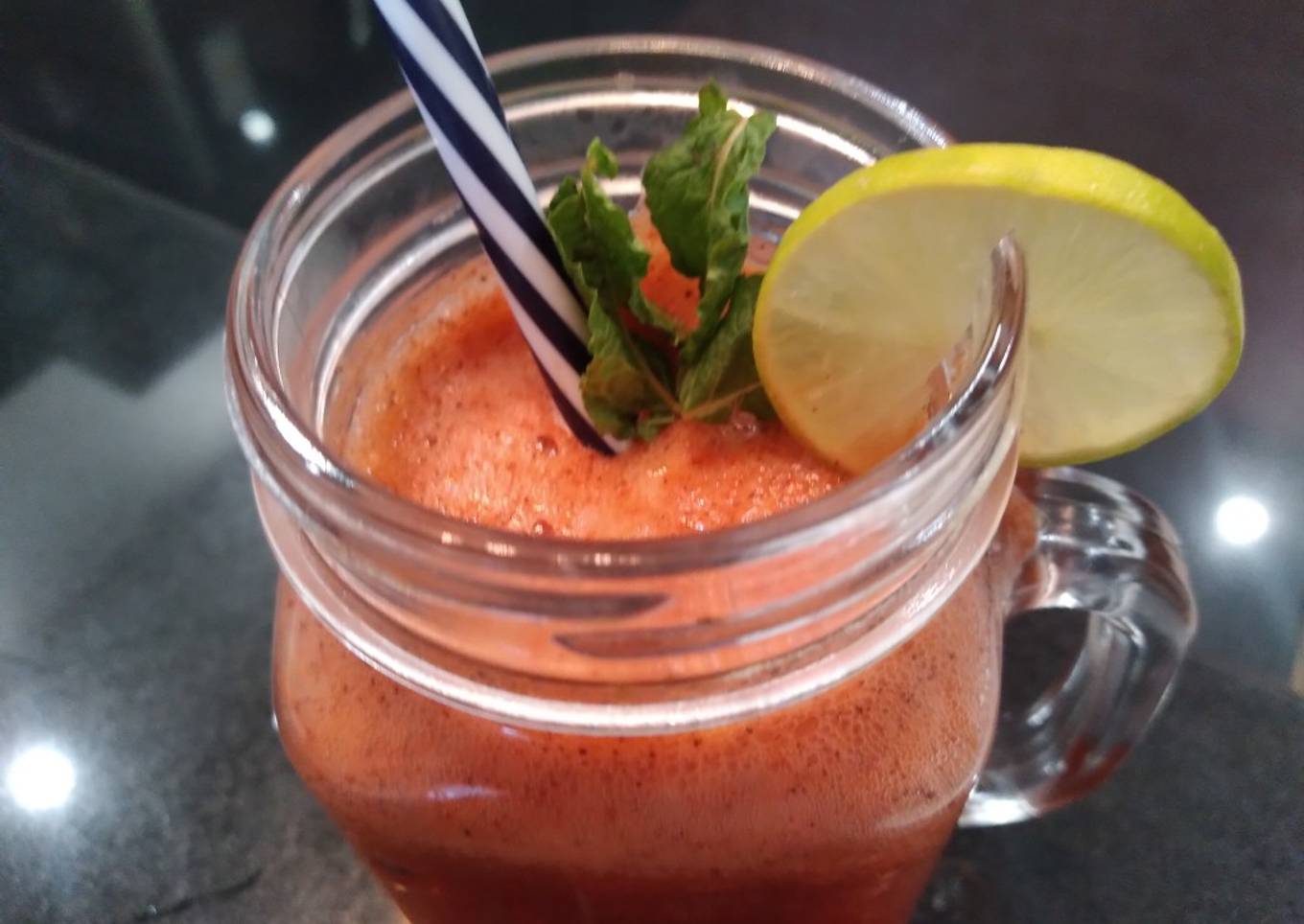 Strawberry Mint Smoothie