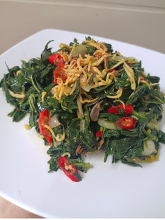 Foto resep Tumis Daun Singkong