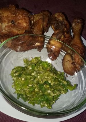 Foto resep Ayam goreng tanpa kunyit