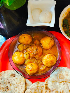 রসগোল্লার কালিয়া ও ক্ষীরের কচুরি (rosgoll kaliya o khirer kochuri recipe in Bengali) রেসিপির প্রধান ছবি