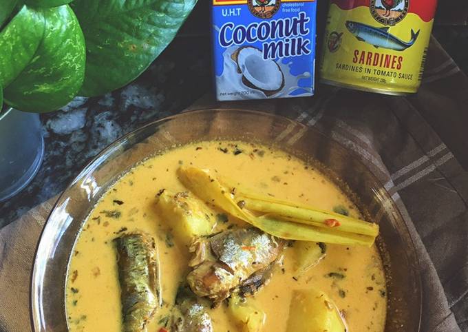 Resipi Sardin Masak Lemak Bersama Nenas Oleh Nurul Razali Cookpad